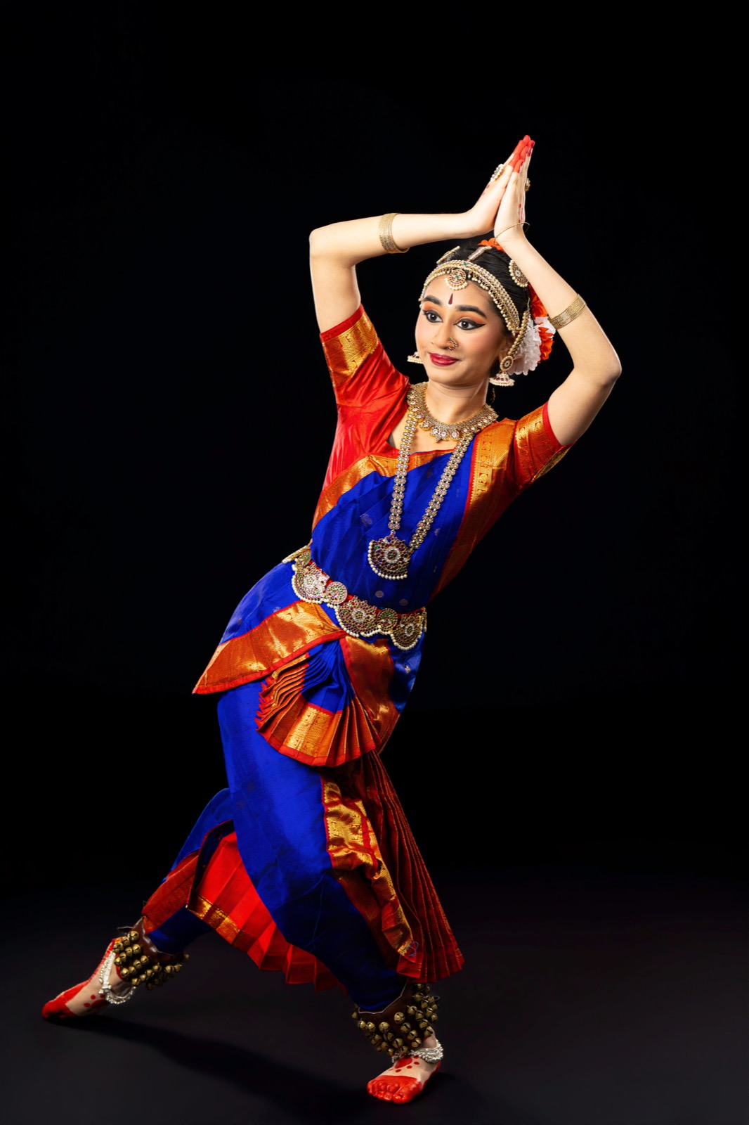 Ahana Baderdinni performing Alarippu